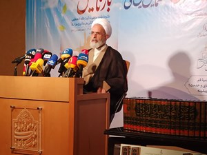 حوزه صدساله قم دارای امتداد بینالمللی است/حوزه و روحانیت بدون مردم معنا ندارند