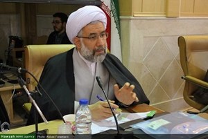 انقلاب اسلامی عرصه گستردهای را پیش روی نقشآفرینی حوزههای علمیه گشود